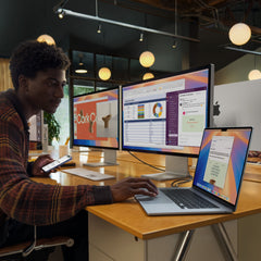 MacBook_Air_15-inch_M4_Sky_Blue_PDP_Image_Position_8__ITIT