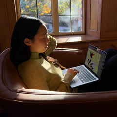 MacBook_Air_13-in_M5_Sky_Blue_PDP_Image_Position_7__it-IT