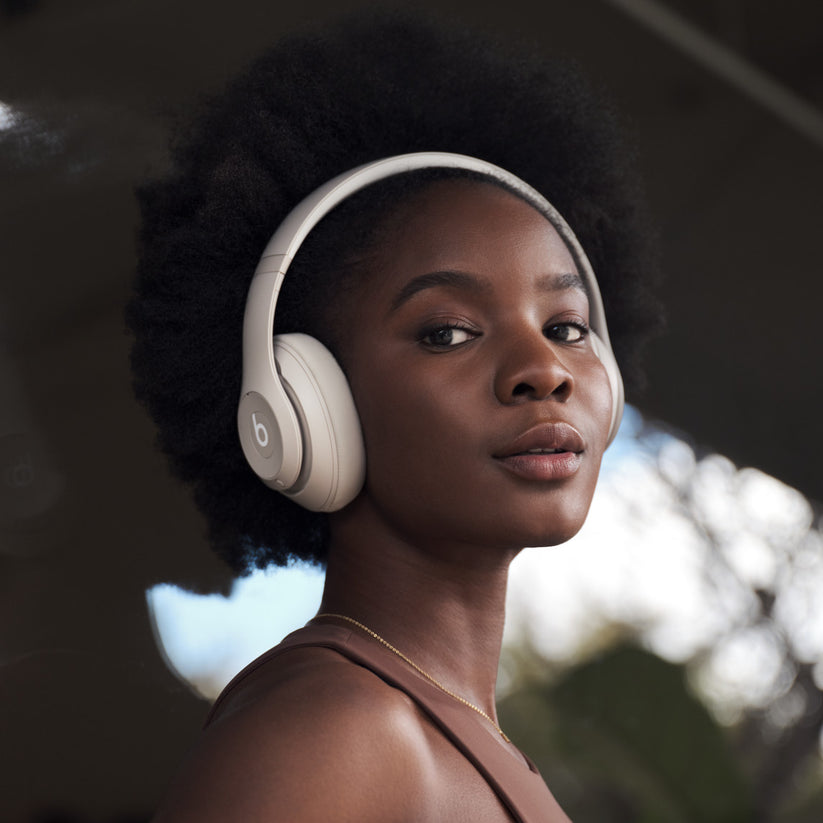 Cuffie Beats Studio Pro Wireless - Ghiaia