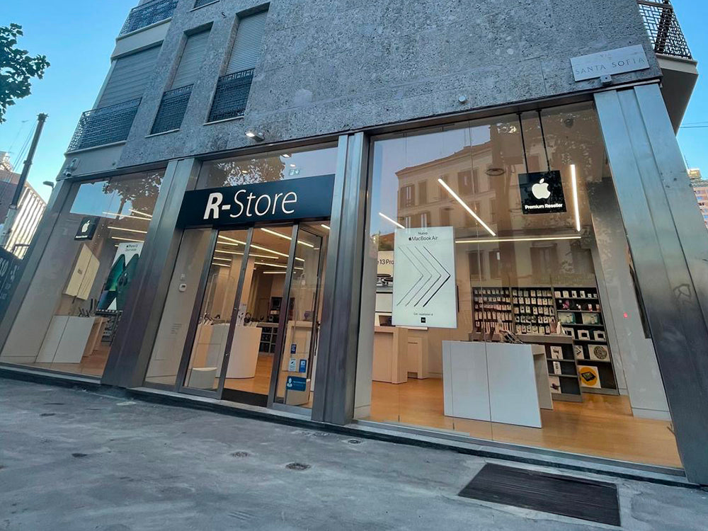 R-Store Milano Porta Romana Foto 1